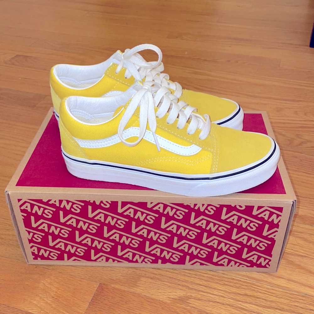 COPY - Yellow vans - slightly worn - women size 6, men size 4.5